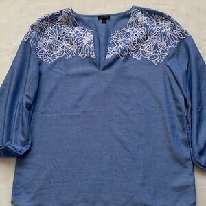 Women Ann Taylor Top Size M